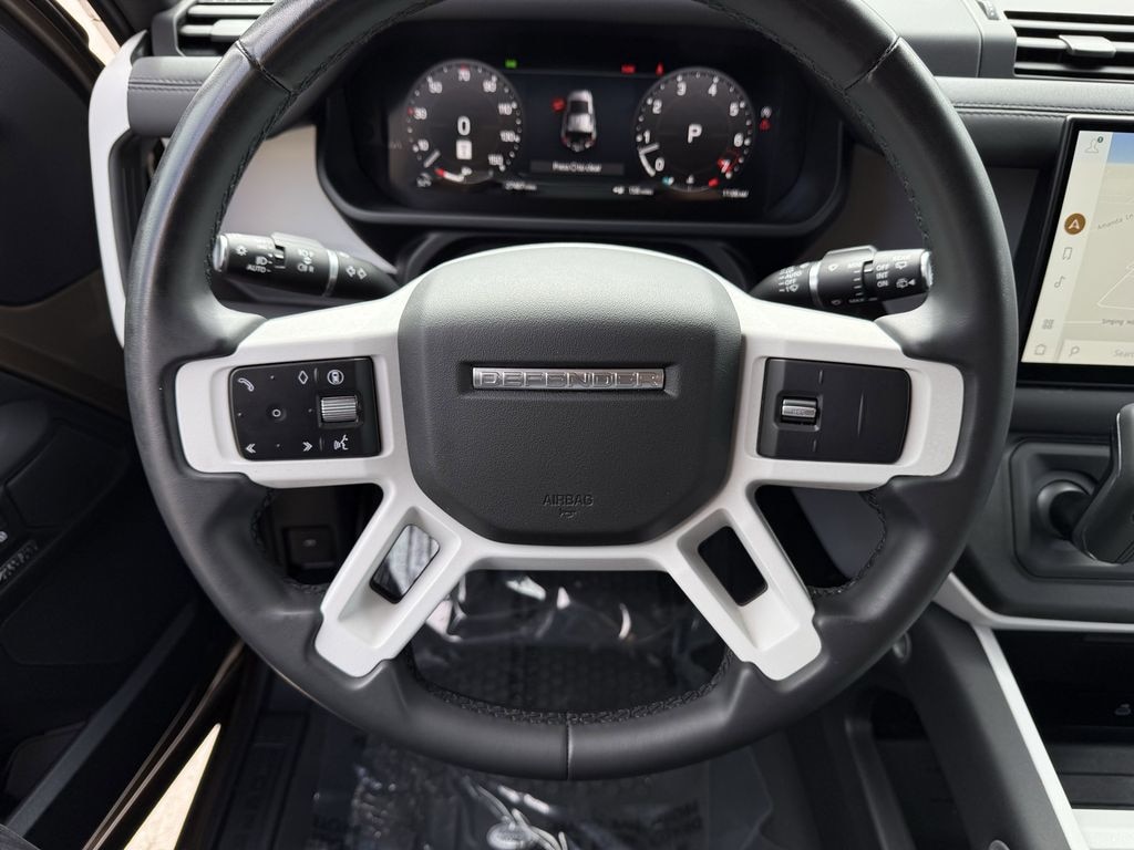 2025 Land Rover Defender X-Dynamic SE - Photo 20