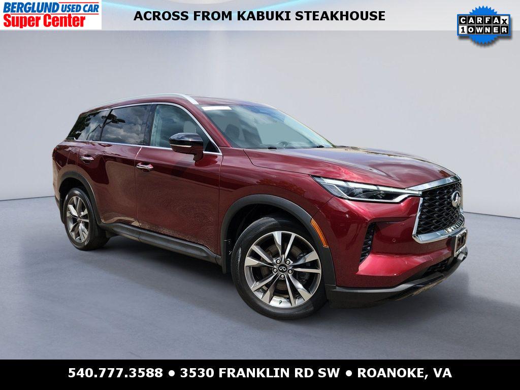 2023 INFINITI QX60 LUXE