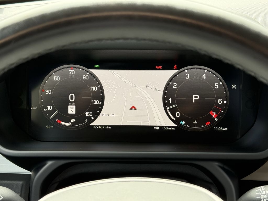 2025 Land Rover Defender X-Dynamic SE - Photo 18