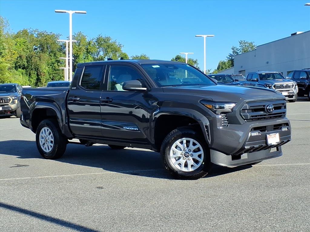 New 2026 Toyota Tacoma SR5 4X4 DOUBLE CAB