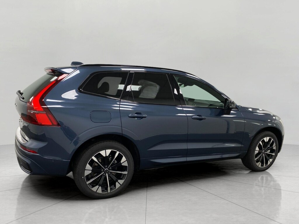 Used 2027 Volvo XC60 Plus SUV