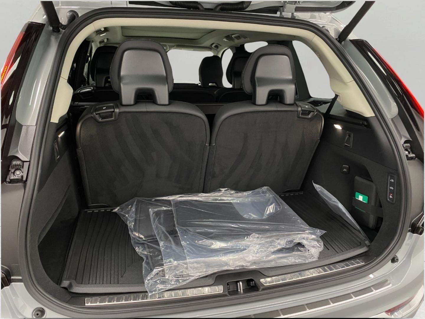 2026 Volvo XC90 Ultra - Photo 40