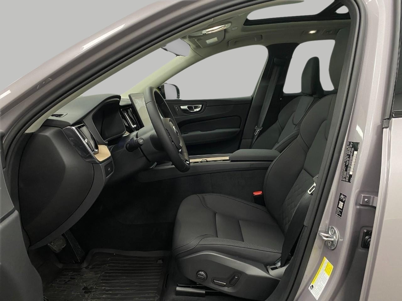 2026 Volvo XC60 Plus - Photo 66