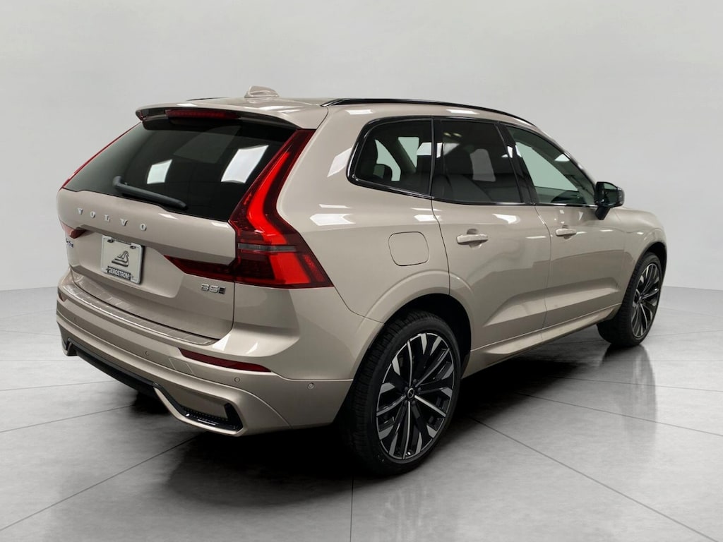New 2027 Volvo XC60 B5 Ultra SUV