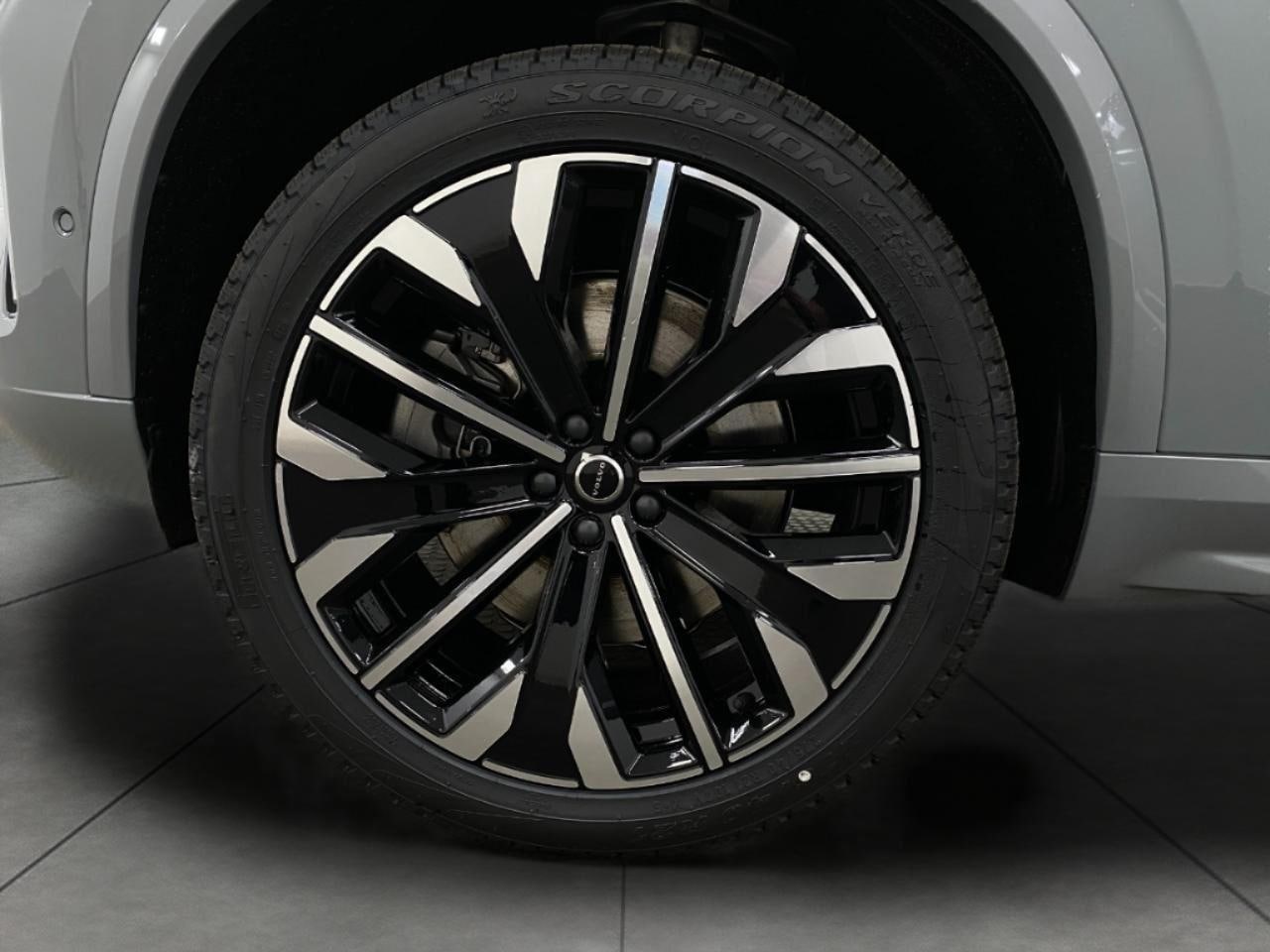 2026 Volvo XC90 Ultra - Photo 47
