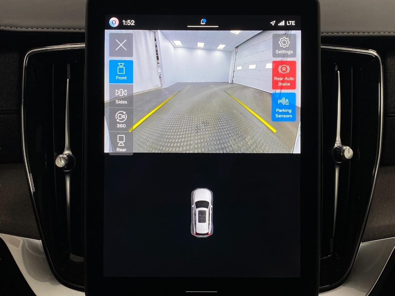 2026 Volvo XC90 Ultra - Photo 23