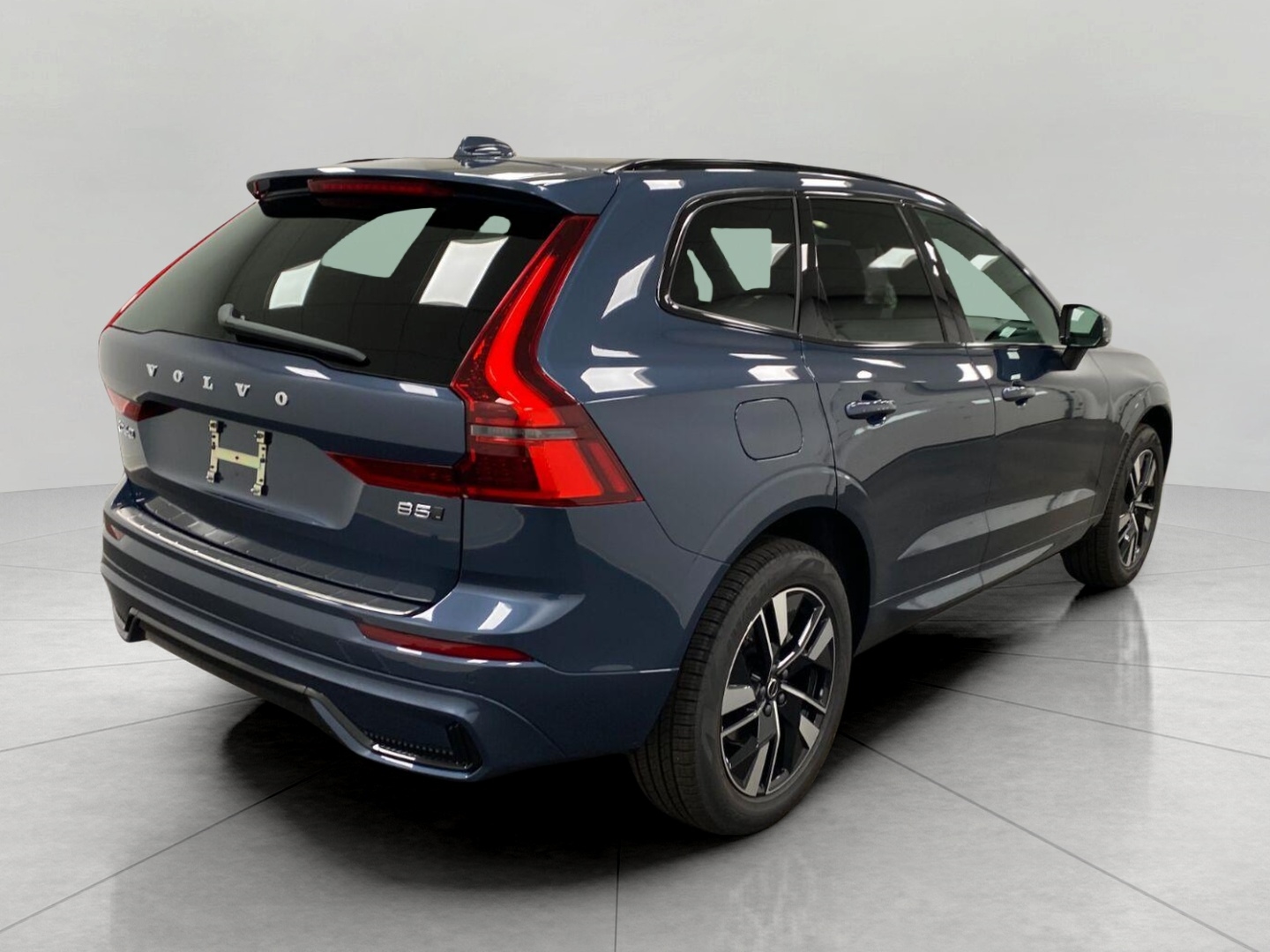 New 2027 Volvo XC60 B5 Core SUV