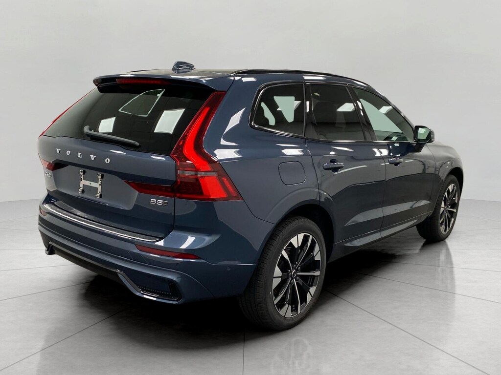 Used 2027 Volvo XC60 Plus SUV