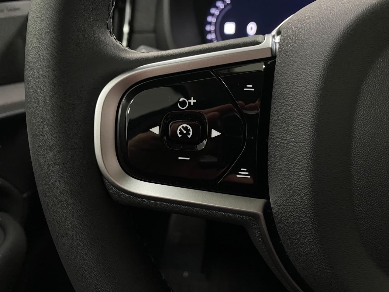 2026 Volvo XC90 Ultra - Photo 14