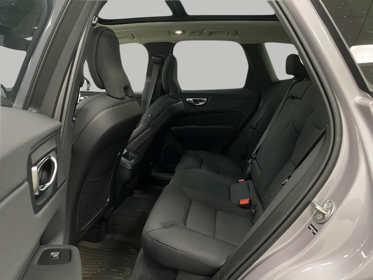 2026 Volvo XC60 Plus - Photo 65