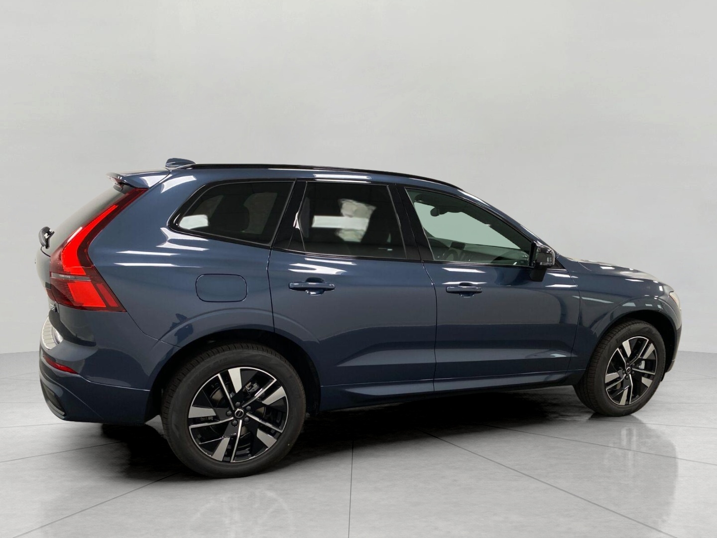 New 2027 Volvo XC60 B5 Core SUV