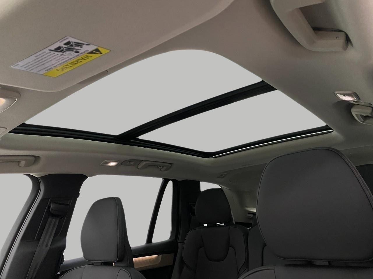 2026 Volvo XC90 Plus - Photo 70