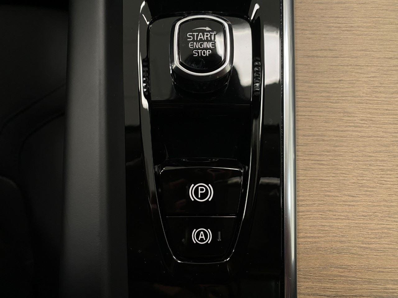 2026 Volvo XC60 Plus - Photo 63