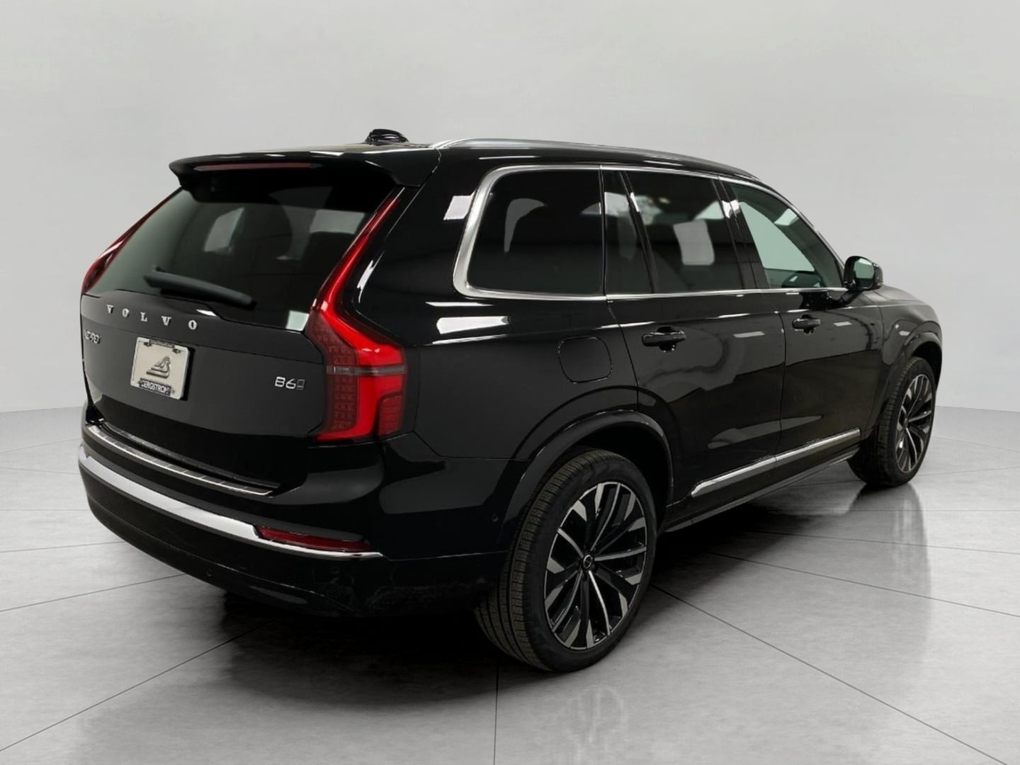 2026 Volvo XC90 Plus - Photo 40