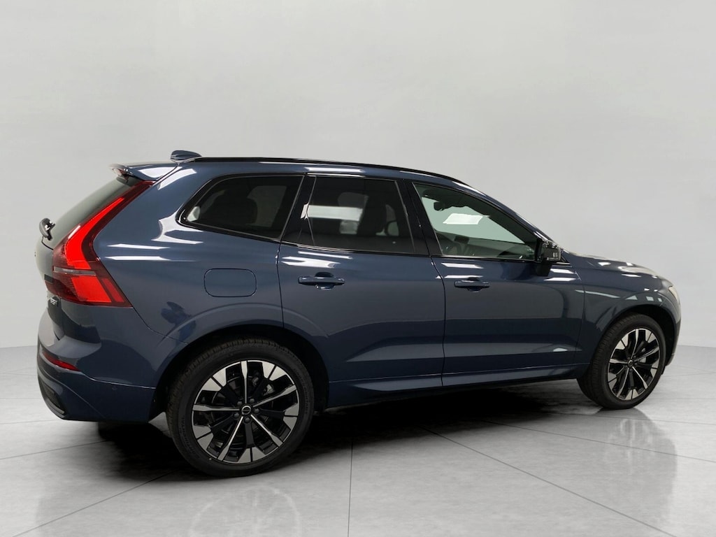 Used 2026 Volvo XC60 B5 AWD Plus SUV