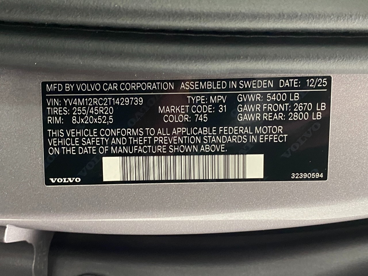2026 Volvo XC60 Plus - Photo 35