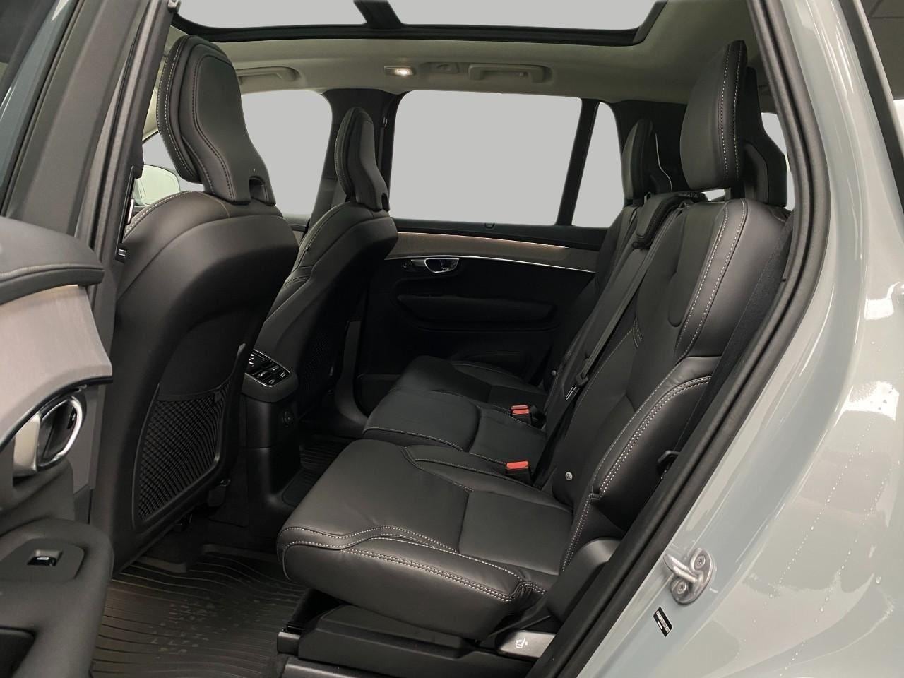 2026 Volvo XC90 Ultra - Photo 65