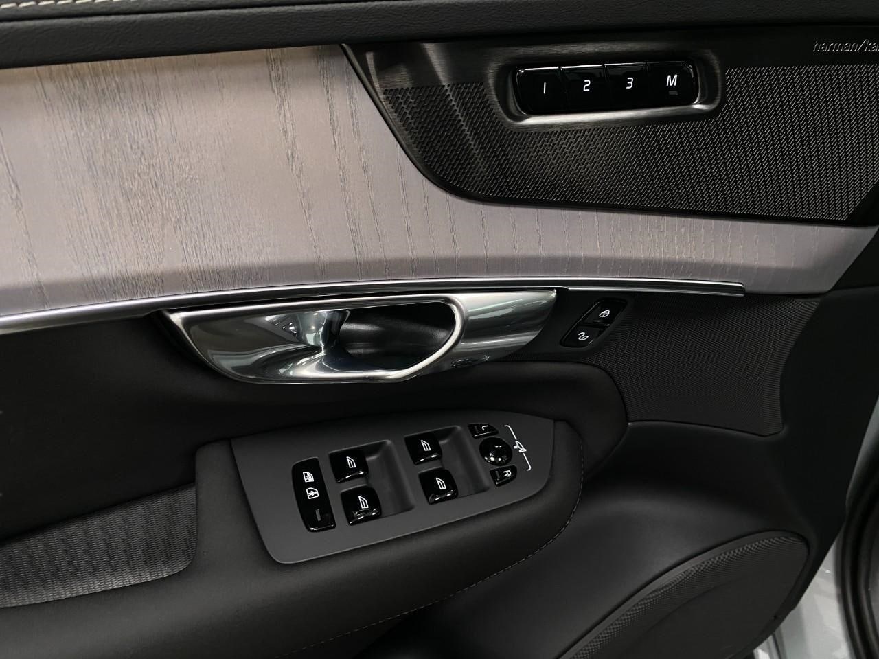 2026 Volvo XC90 Ultra - Photo 68