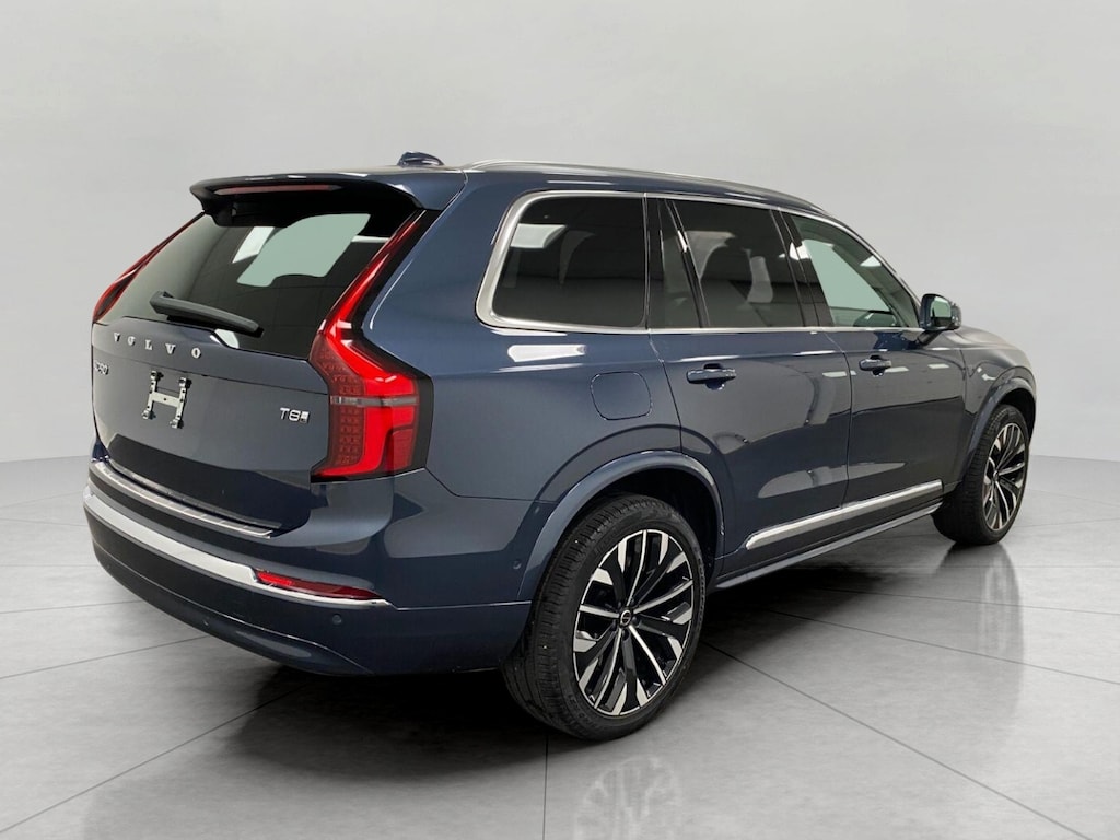 Used 2026 Volvo XC90 Plug-In Hybrid T8 AWD Plus 7-Seater SUV