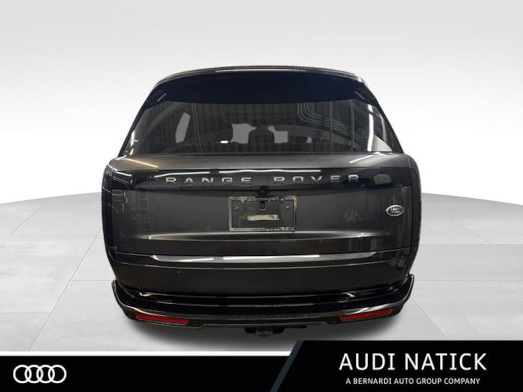 Used 2023 Land Rover Range Rover SE SUV