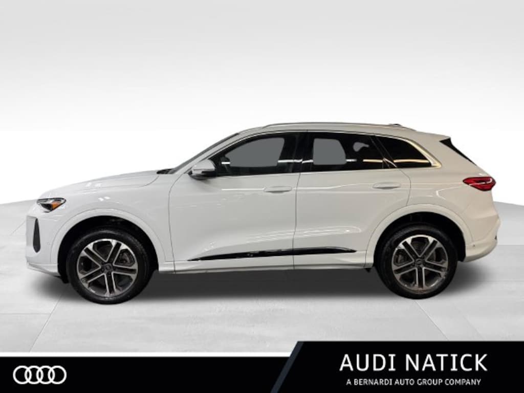 Certified 2025 Audi Q5 2.0T Premium SUV