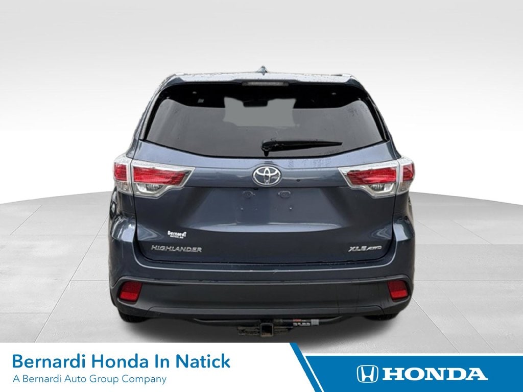 Used 2016 Toyota Highlander XLE V6 SUV