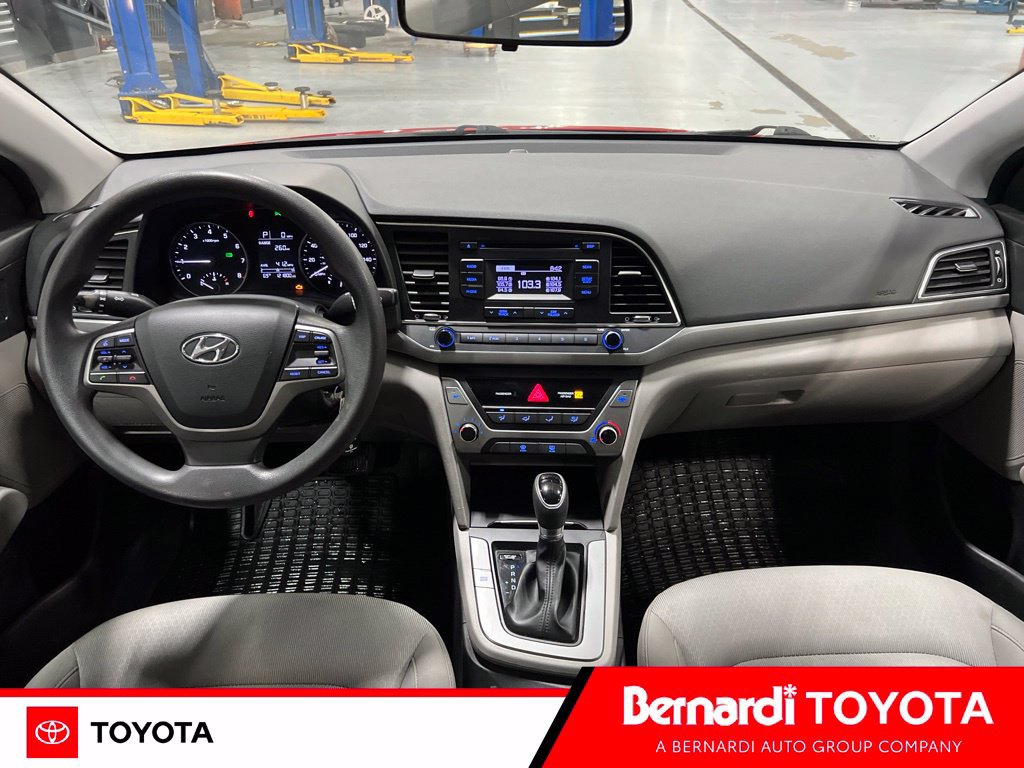 Used 2017 Hyundai Elantra SE Sedan