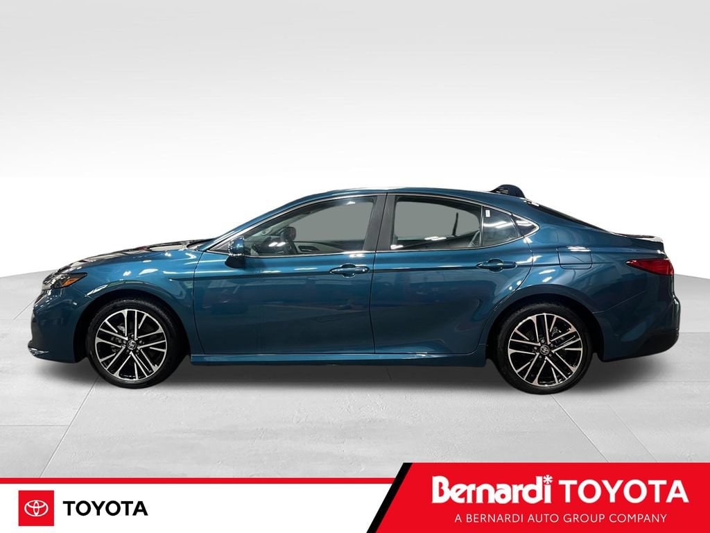 Used 2025 Toyota Camry XLE Sedan