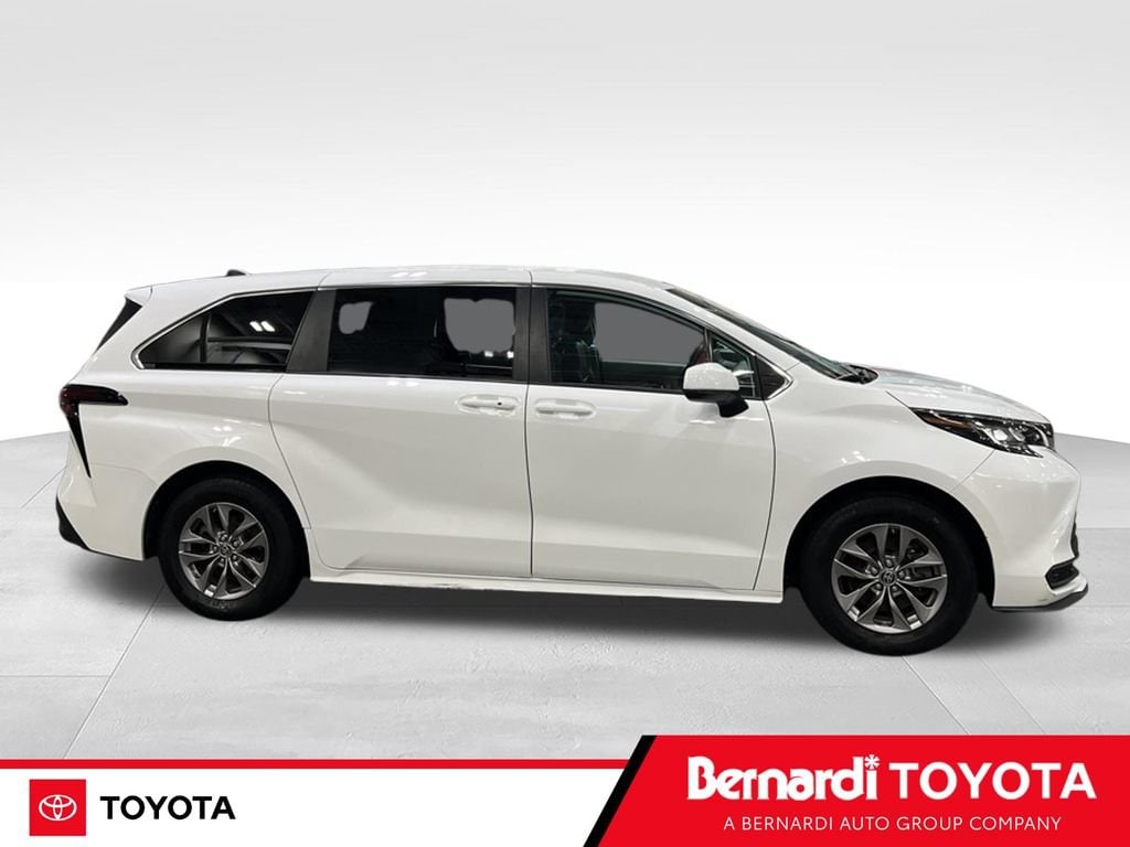Certified 2023 Toyota Sienna LE 8 Passenger Van Passenger Van