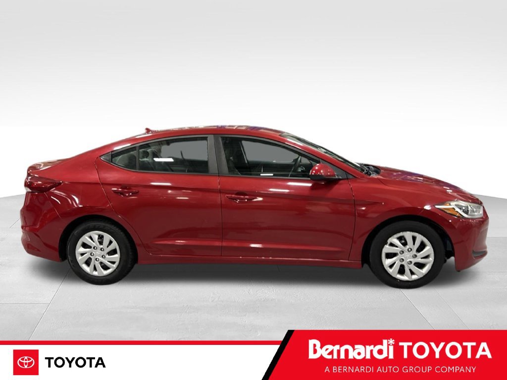 Used 2017 Hyundai Elantra SE Sedan
