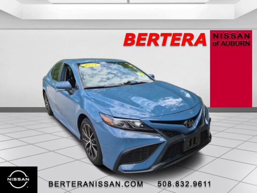 Used 2024 Toyota Camry SE Sedan