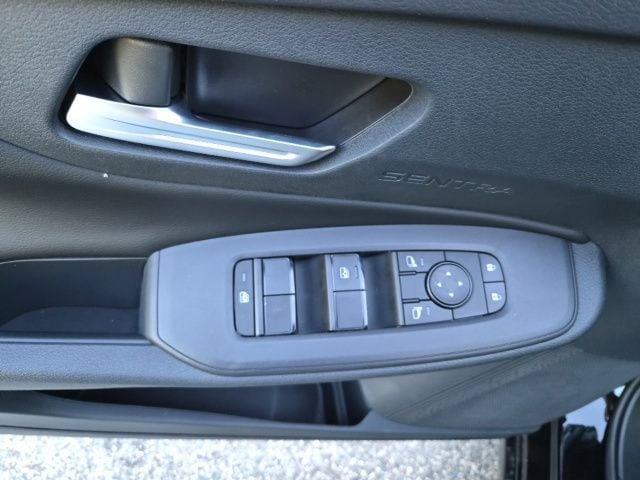 2026 Nissan Sentra SV - Photo 18