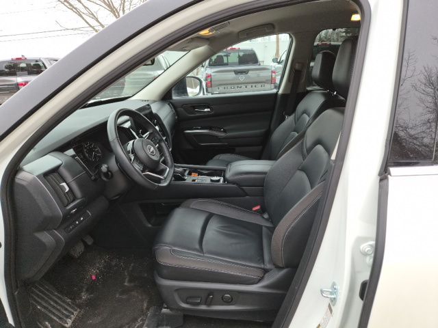 2024 Nissan Pathfinder SL - Photo 15