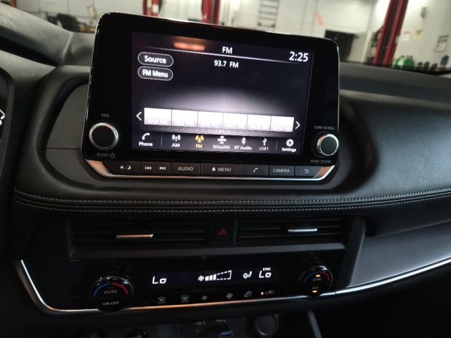 2024 Nissan Rogue SV - Photo 22