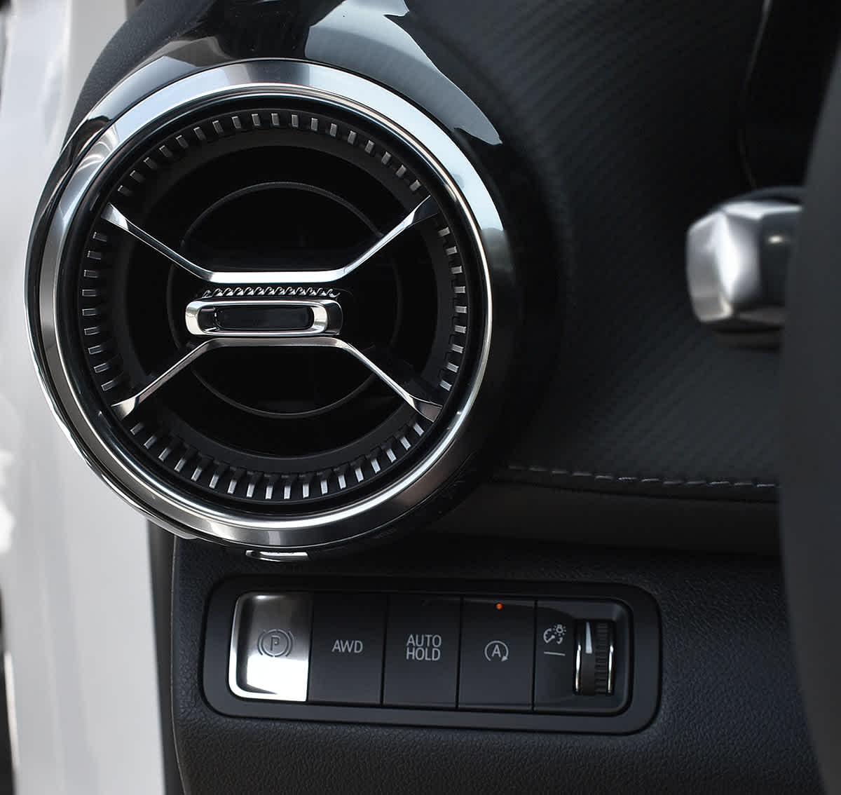 2026 Chevrolet Equinox LT - Photo 23