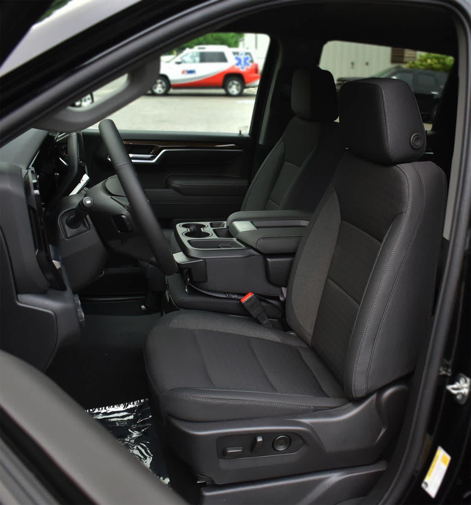 2026 Chevrolet Silverado 1500 LT - Photo 9