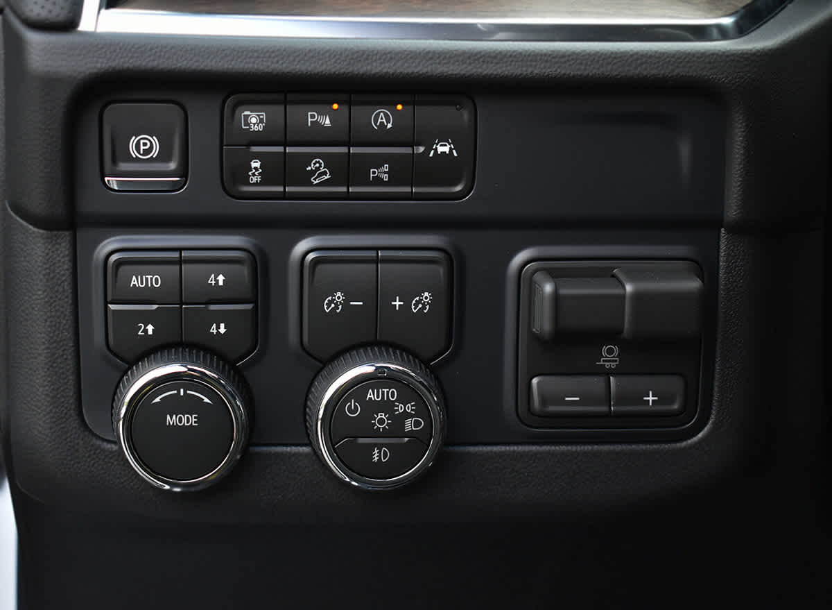 2027 Chevrolet Tahoe RST - Photo 24
