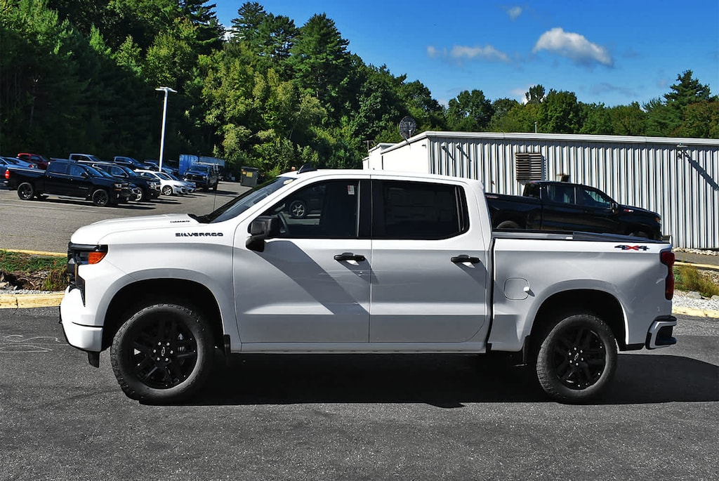 New 2026 Chevrolet Silverado 1500 Custom Truck