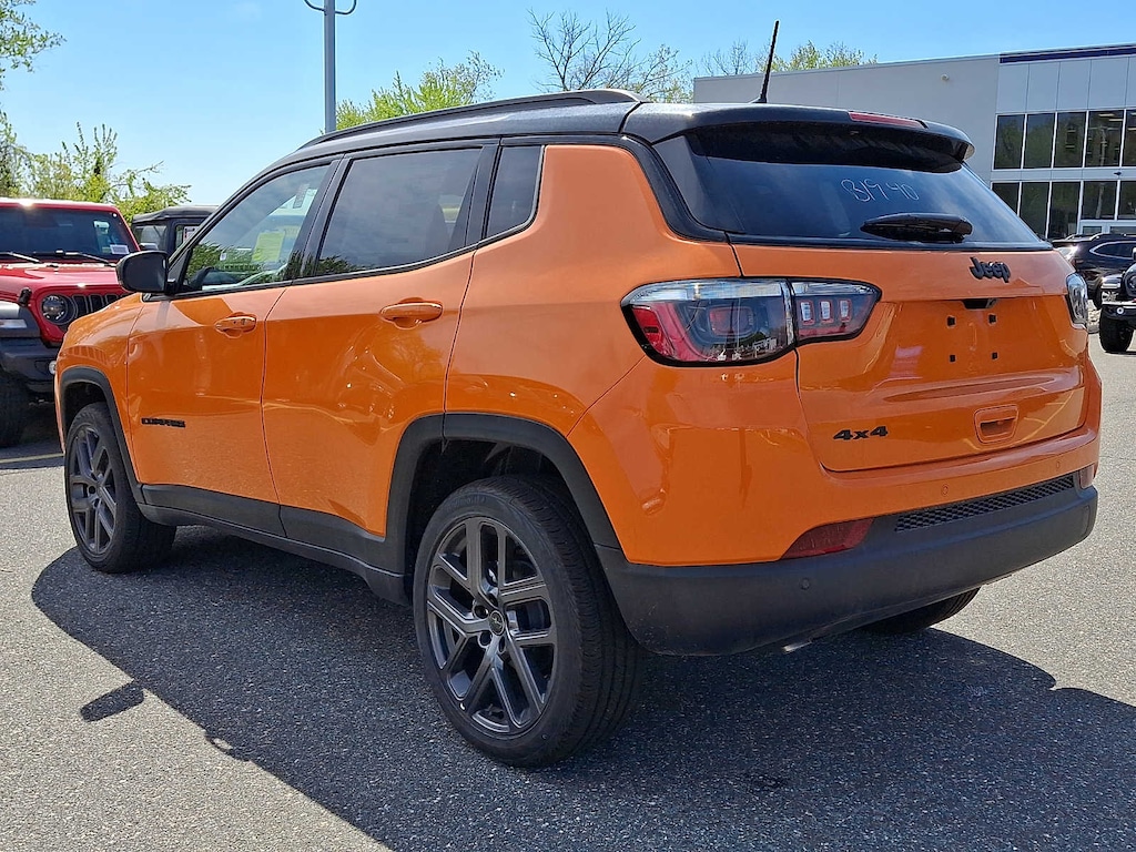 New 2026 Jeep Compass LIMITED ALTITUDE 4X4 Sport Utility