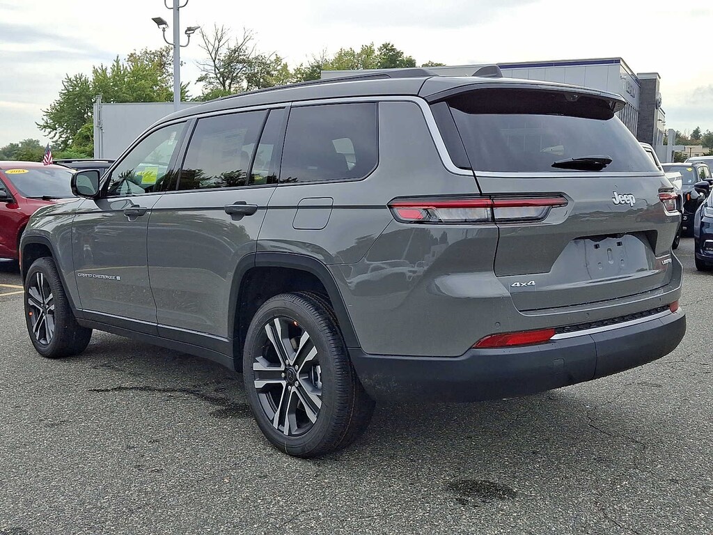 New 2027 Jeep Grand Cherokee L LIMITED 4X4 Sport Utility