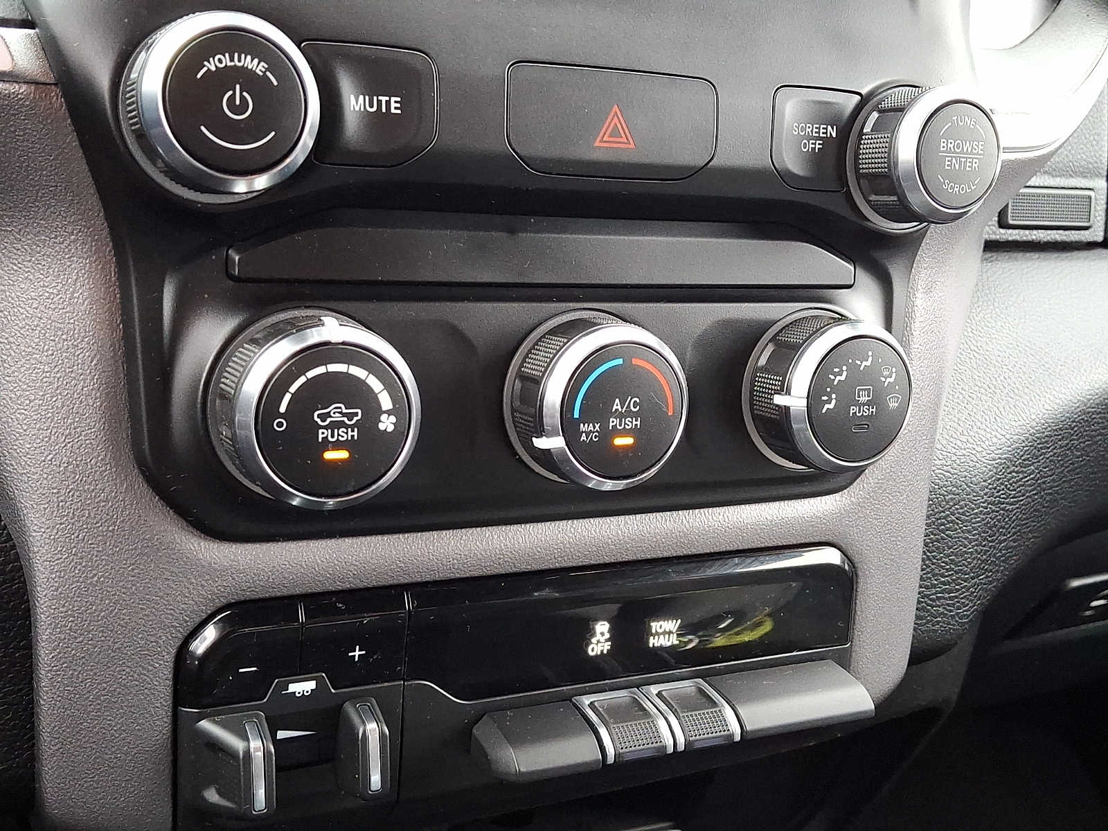 2024 RAM Ram 2500 Pickup Big Horn - Photo 15