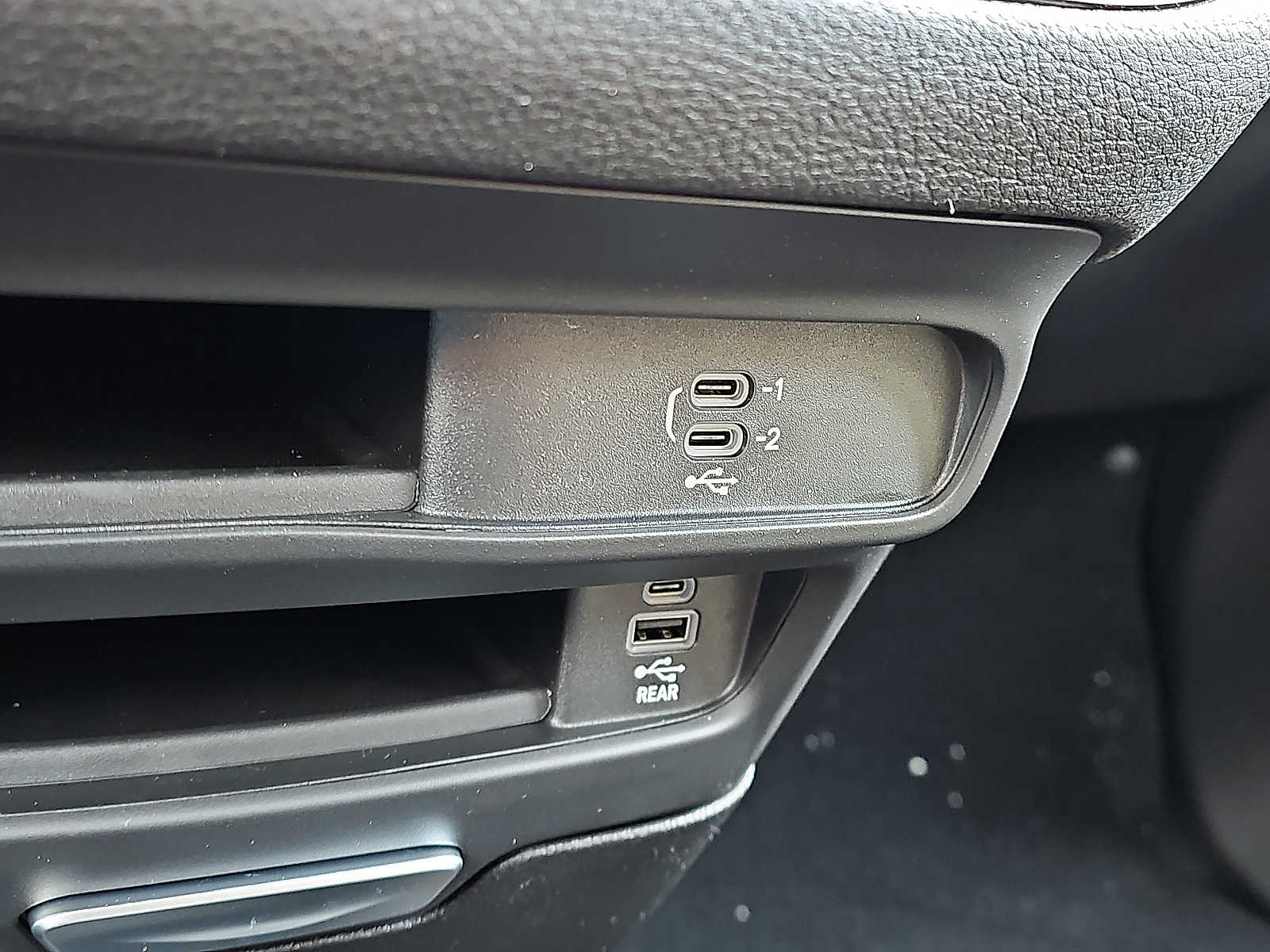 2026 Chrysler Pacifica Select - Photo 15
