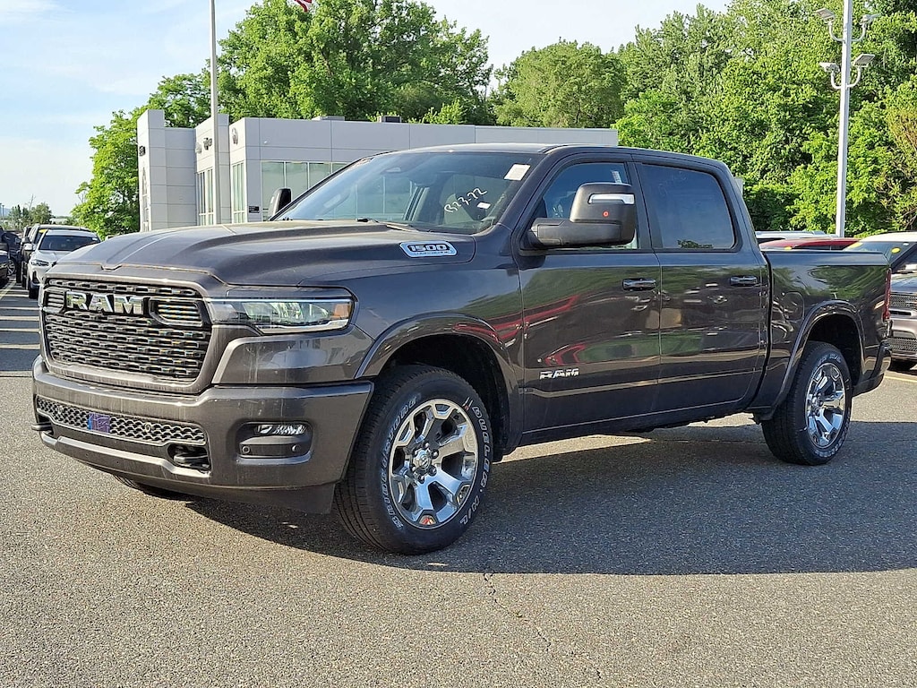 New 2026 Ram 1500 BIG HORN CREW CAB 4X4 5'7 BOX Pickup