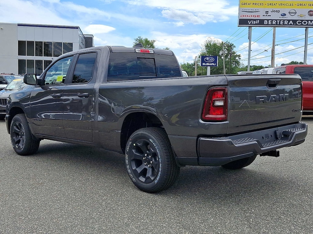 New 2026 Ram 1500 EXPRESS QUAD CAB 4X4 6'4 BOX Pickup
