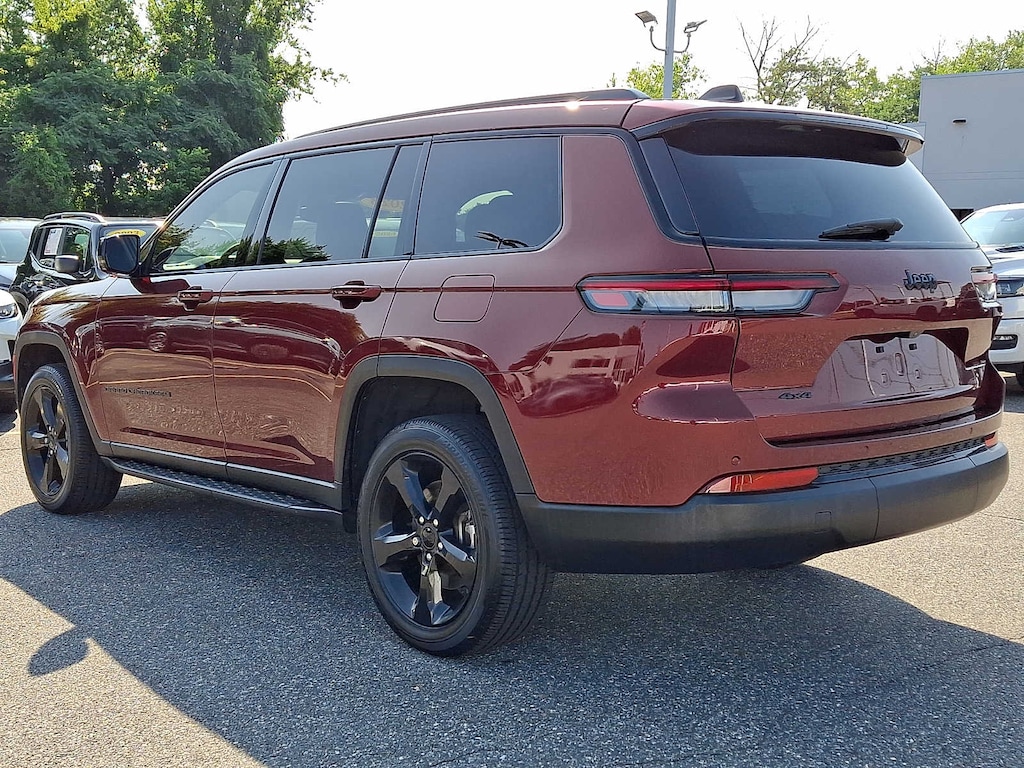 Used 2023 Jeep Grand Cherokee L Altitude SUV