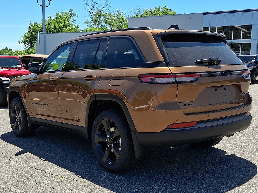 New 2026 Jeep Grand Cherokee LIMITED 4X4 Sport Utility