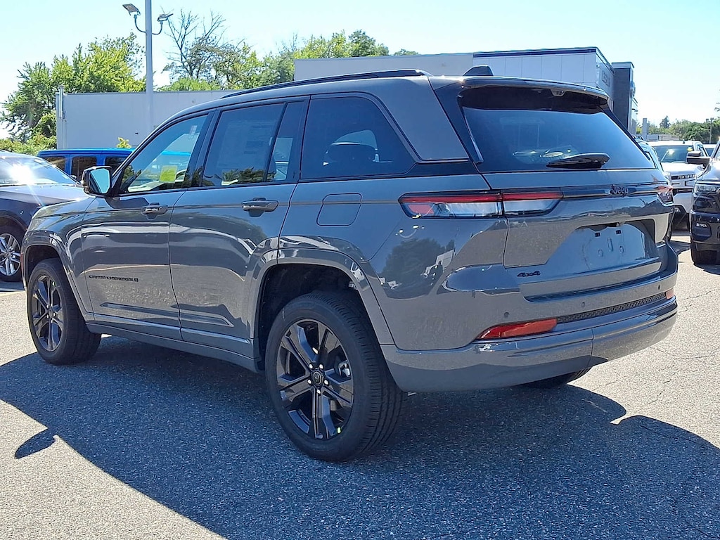 New 2027 Jeep Grand Cherokee Limited Reserve Sport Utility
