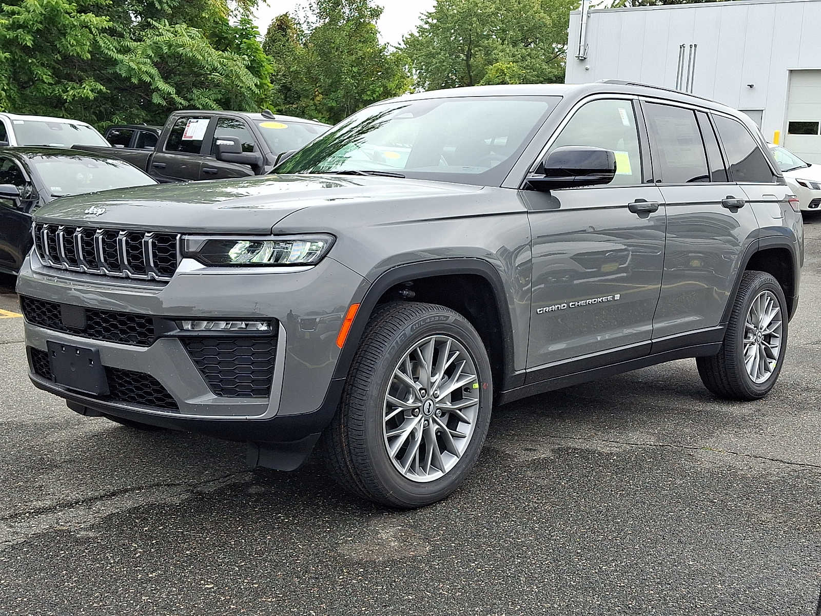 New 2027 Jeep Grand Cherokee LIMITED 4X4 Sport Utility