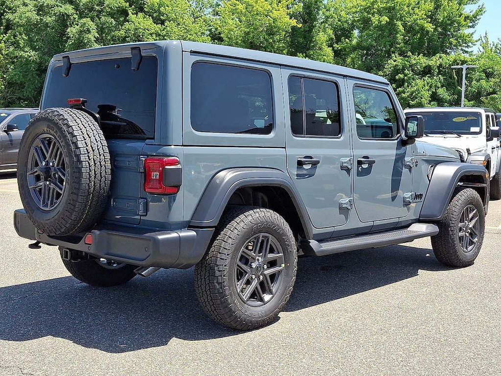 New 2026 Jeep Wrangler 4-DOOR SPORT S Sport Utility