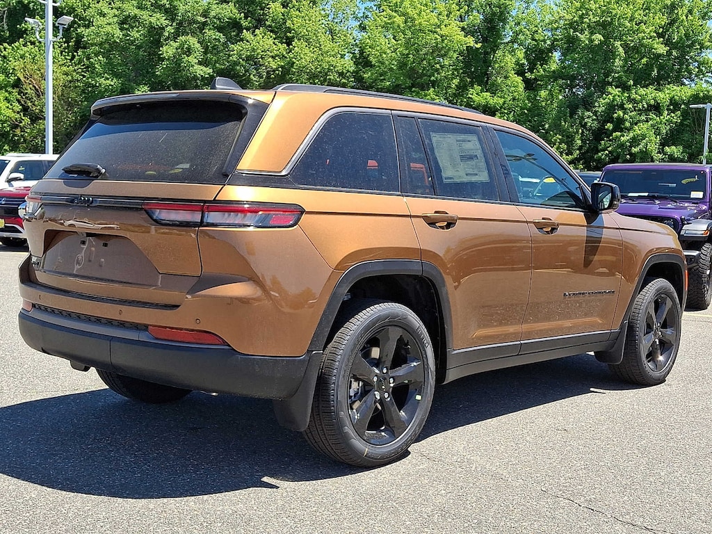 New 2026 Jeep Grand Cherokee LIMITED 4X4 Sport Utility